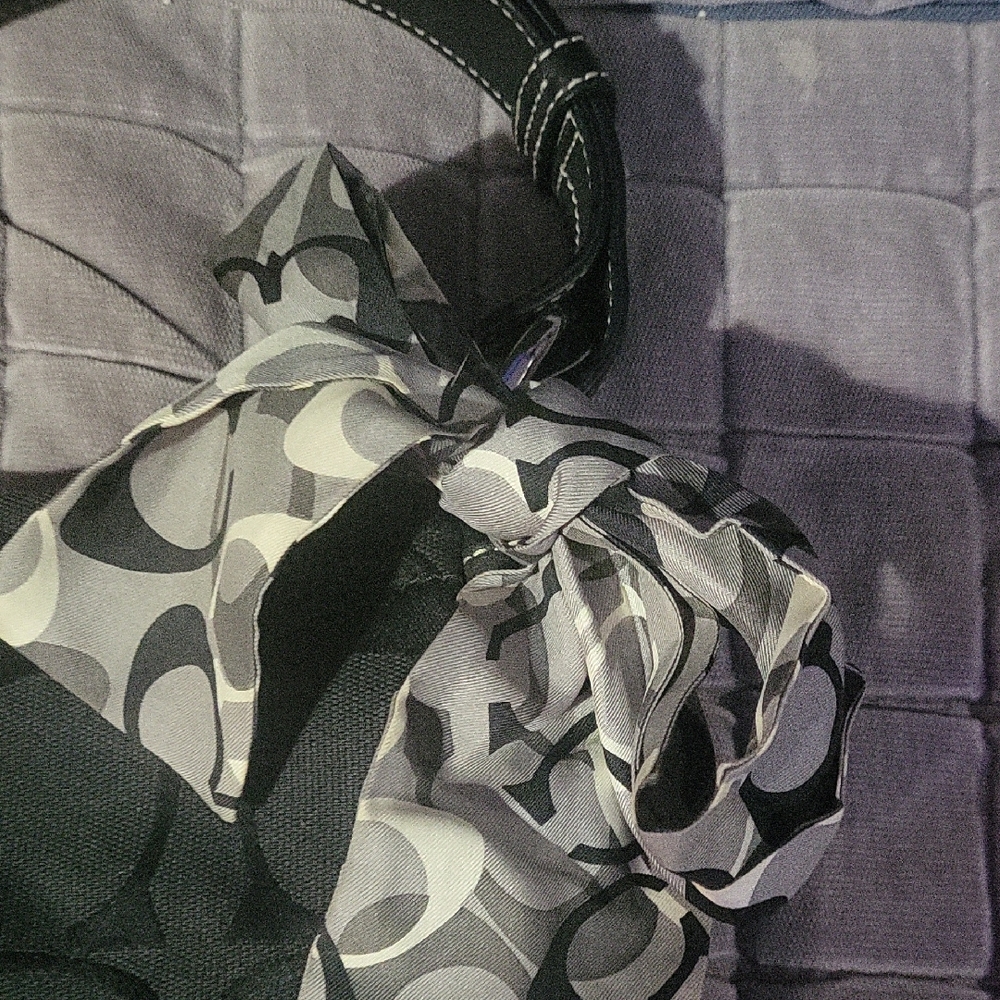 Coach Black and Gray Shoulder Bag - Picture 2 of 4